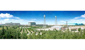 بازدید علمی دانشجویان رشته مهندسی صنایع از مجتمع فولاد اسفراین